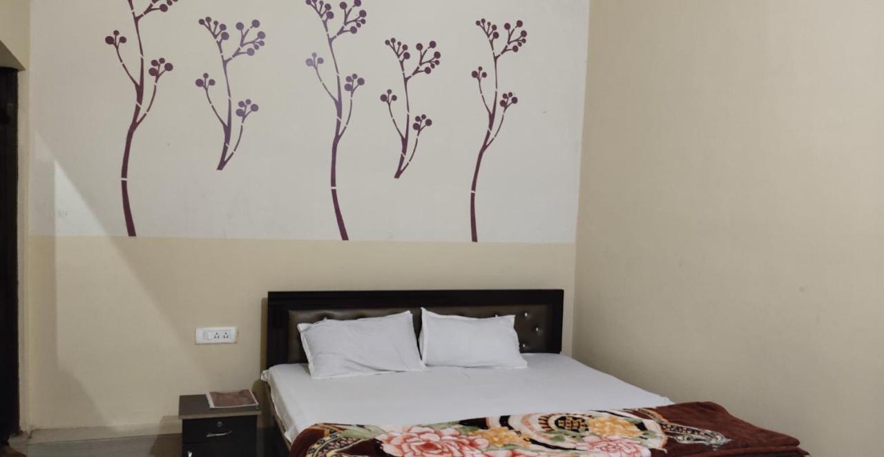 Hotel International&Restaurant Amethi Exterior foto